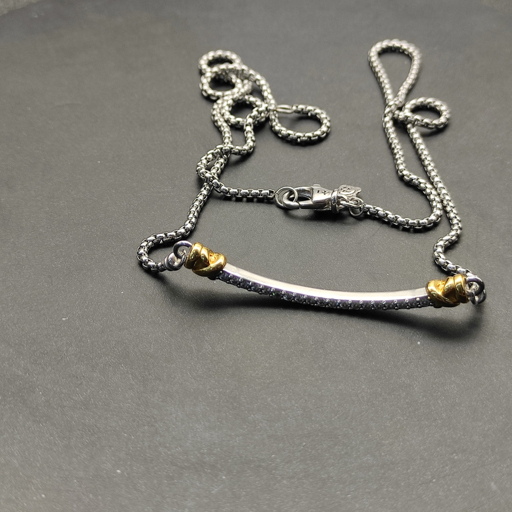 David Yurman Two-Tone Diamond Curved Bar Necklace in Silver and Gold - Picture 7 of 8